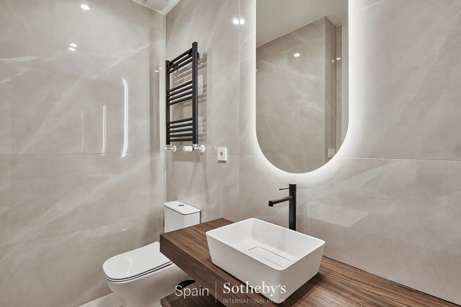 Apartment with lift for sale in Calle de Fernán González, imagen 23