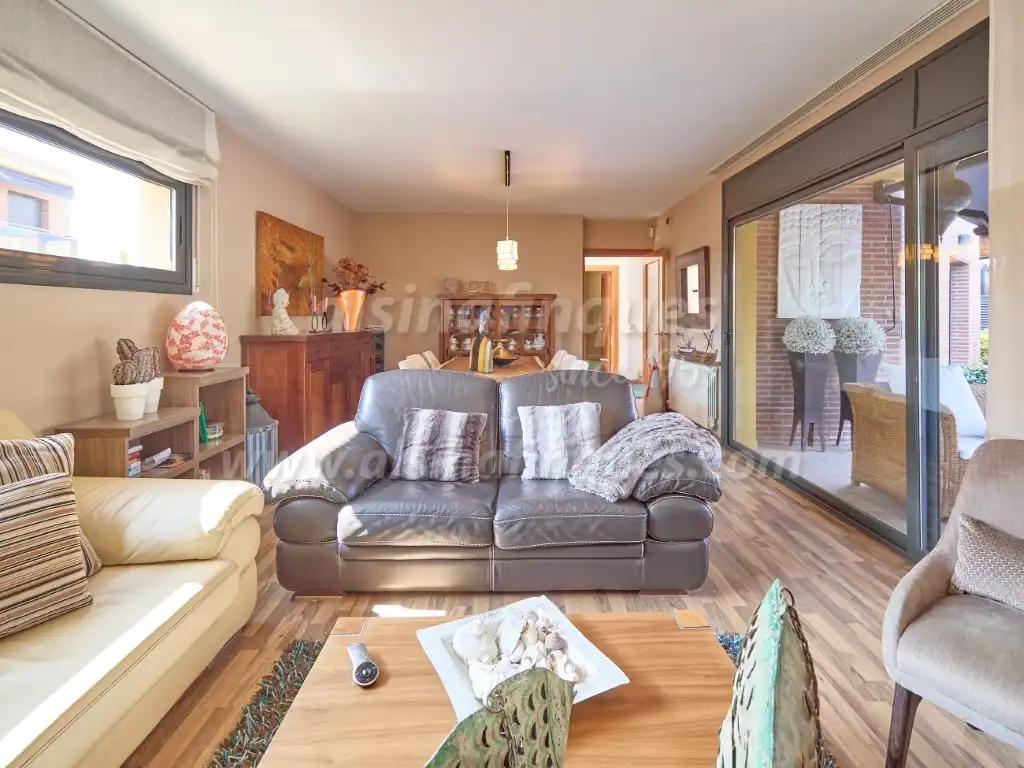 Sala d'estar de Casa o xalet en venda en Lloret de Mar amb Calefacció, Jardí privat i Terrassa