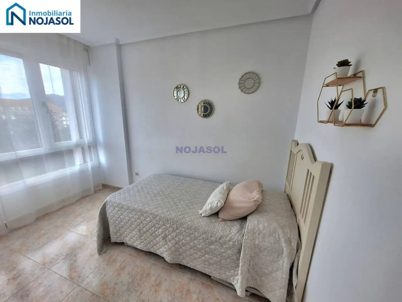 Schlafzimmer von Wohnungen zur Miete in Noja mit Heizung, Parkett und Terrasse