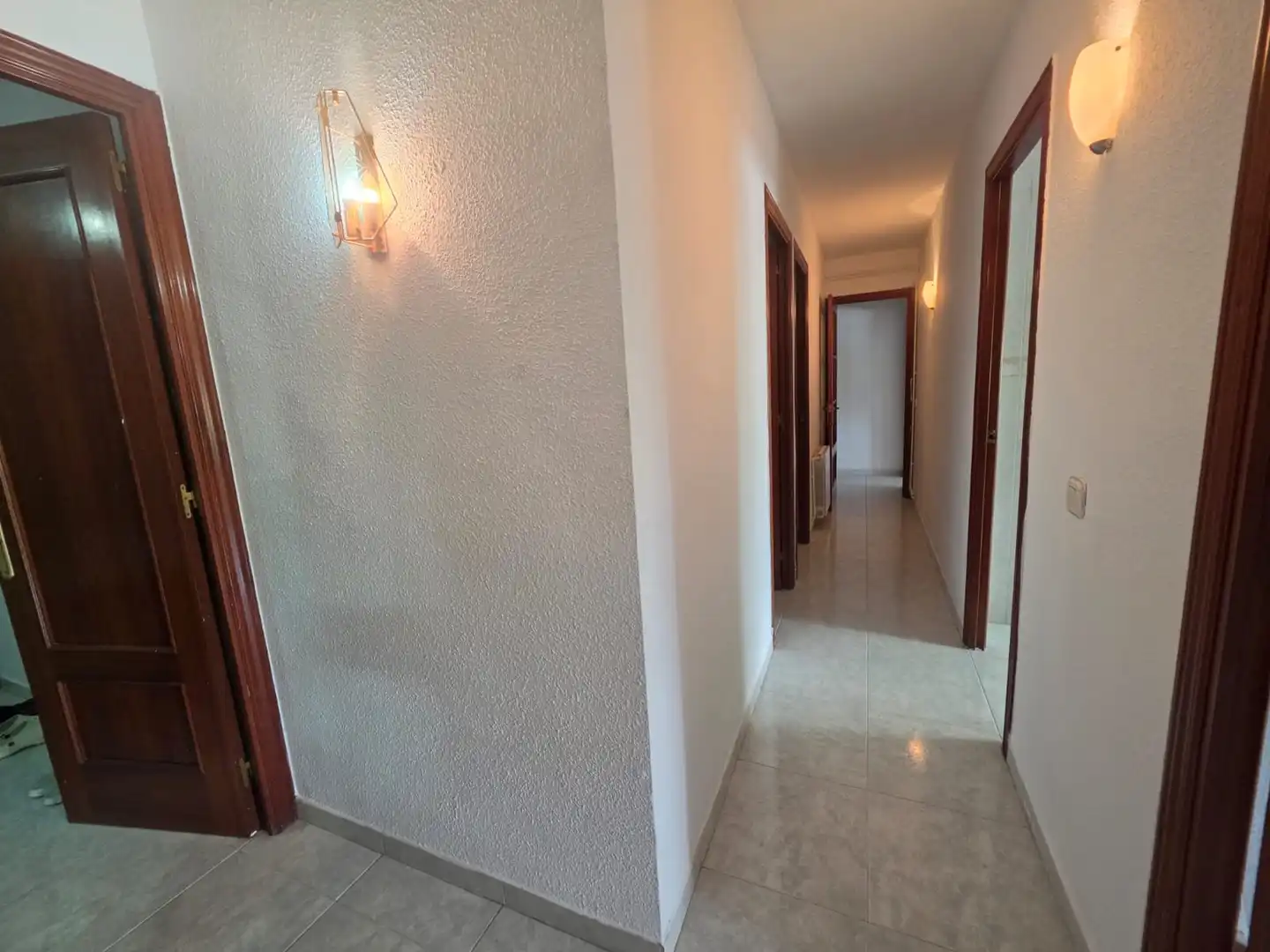Wohnung zum Verkauf in Vilanova i la Geltrú mit Heizung, Terrasse und Ofen