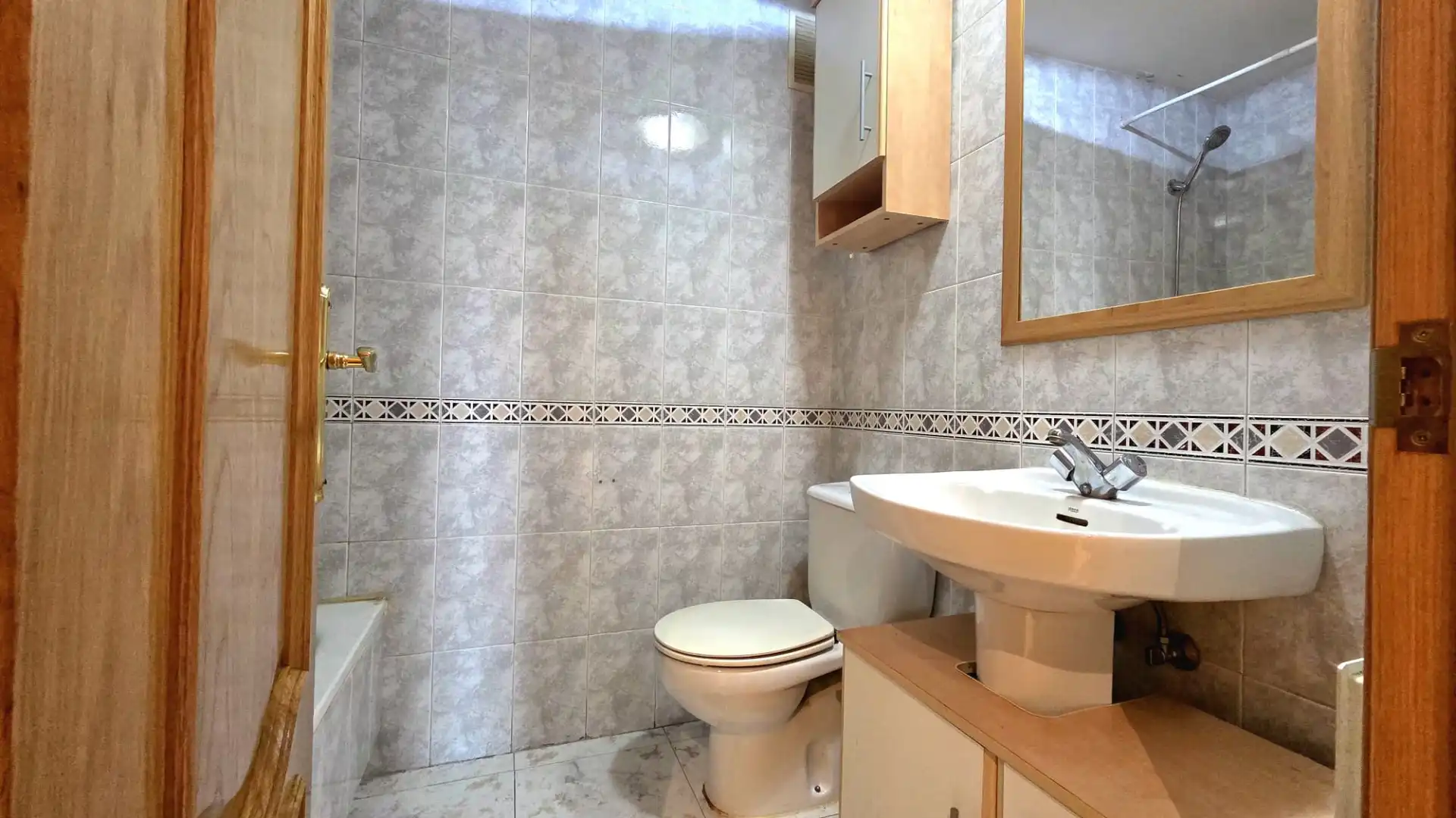 Flat for sale in Parla, Madrid