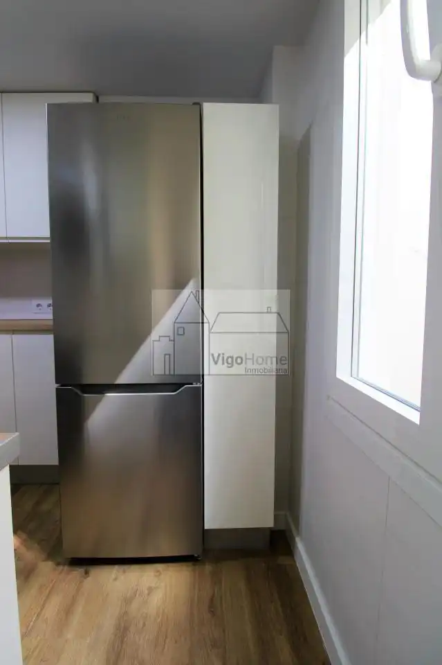 Küche von Wohnung zur Miete in Vigo  mit Heizung, Terrasse und Möbliert