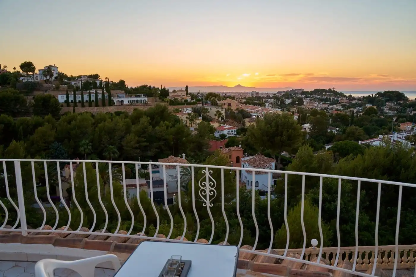 Vista exterior de Casa o chalet de alquiler en Dénia con Aire acondicionado, Jardín privado y Terraza