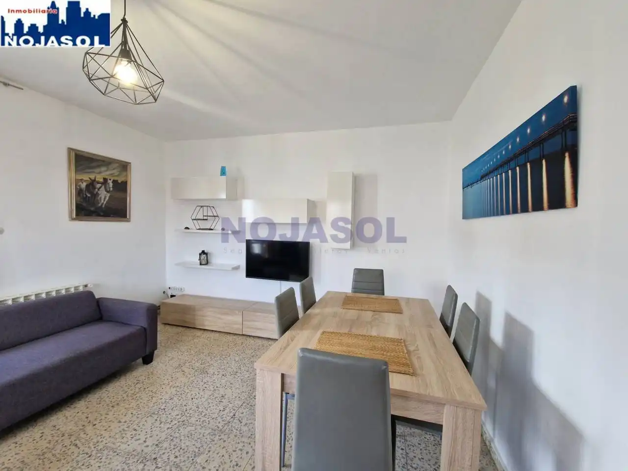 Wohnzimmer von Einfamilien-Reihenhaus zur Miete in Noja mit Heizung, Privatgarten und Terrasse