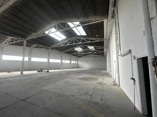 Nau industrial de lloguer en Barri Antic