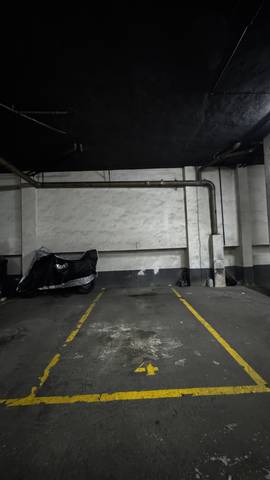 Garaje en Alquiler en Aita Esteban Pernet Kalea, 23 en Santutxu - Basarrate