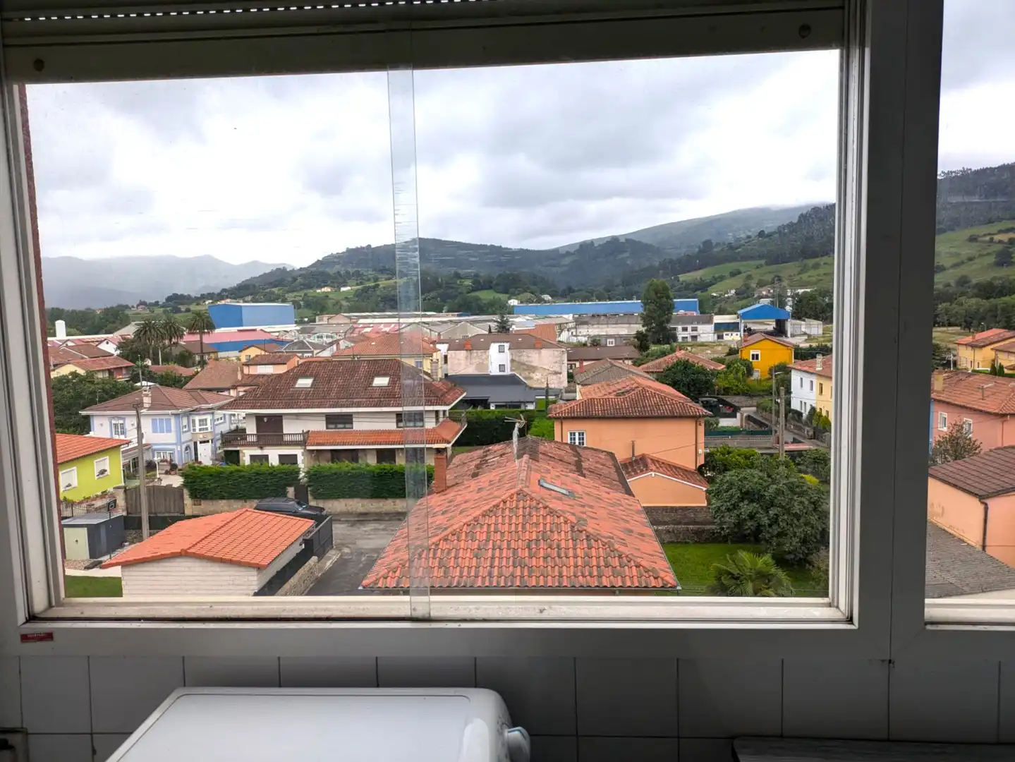 Vista exterior de Pis en venda en Los Corrales de Buelna 