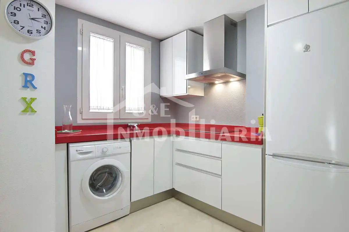Cocina de Apartamento de alquiler en Granada con Aire acondicionado, Calefacción y Parquet