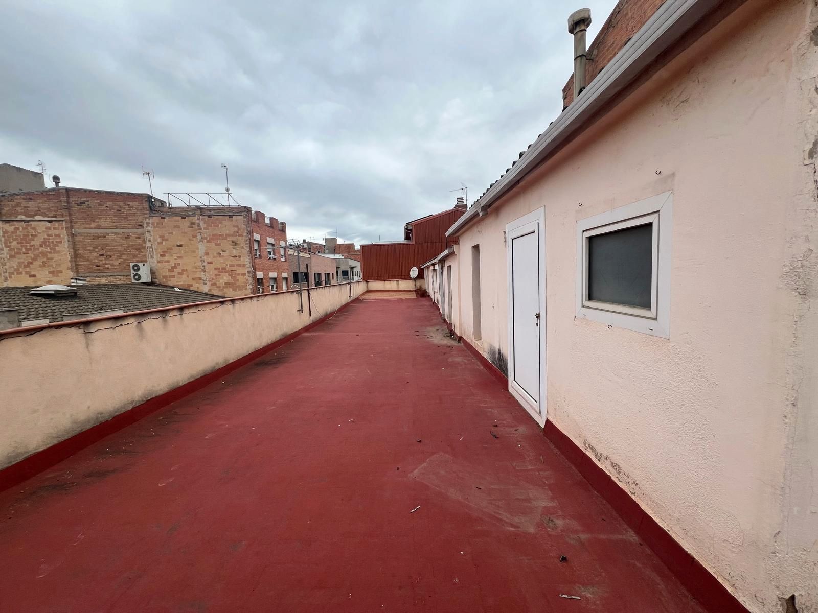 Exterior view of House or chalet for sale in Igualada  with Heating, Parquet flooring and Terrace