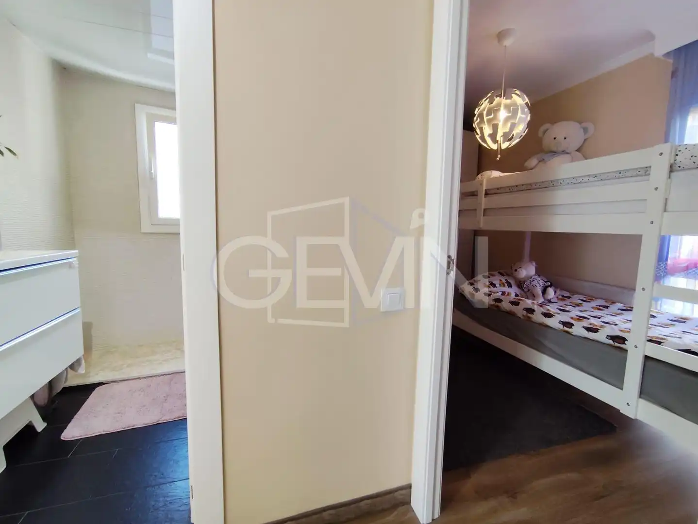 Habitación de Piso en venta en Santa Perpètua de Mogoda con Aire acondicionado, Calefacción y Parquet
