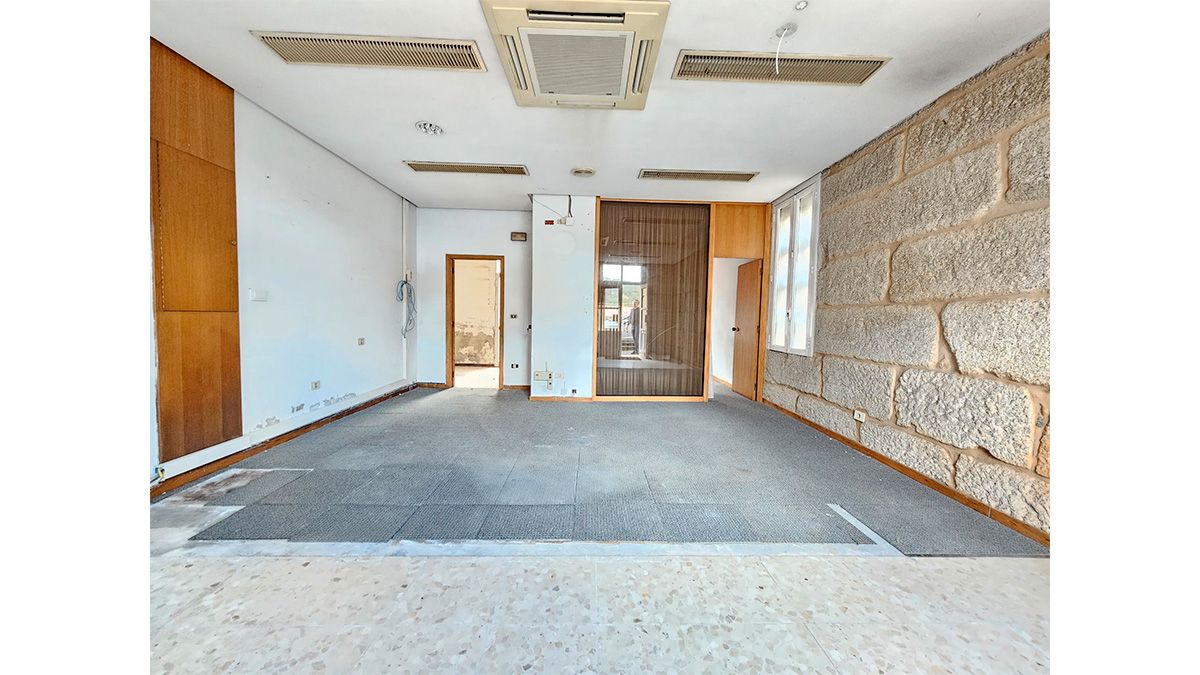 Premises for sale in Cenlle