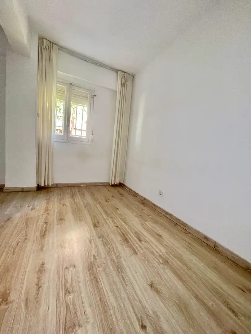 Bedroom of Flat for sale in Madrid  with Heating