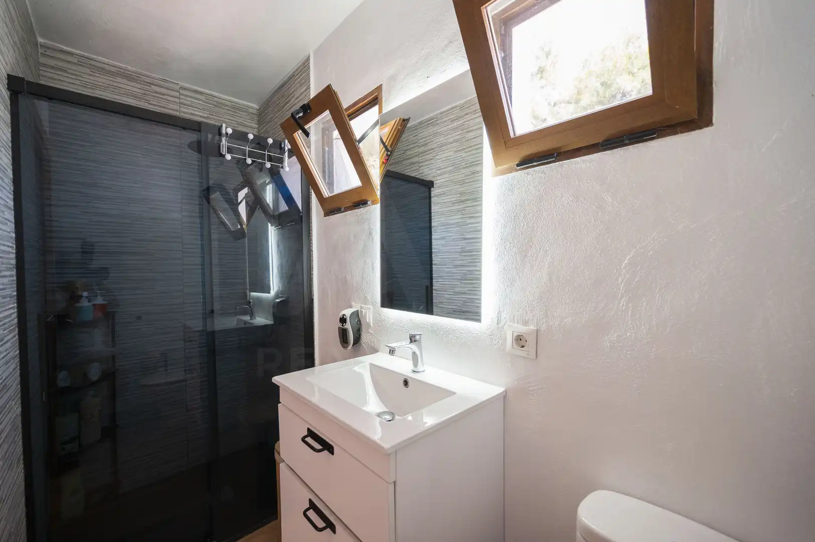 Baño de Casa adosada en venta en Santa Eulària des Riu con Aire acondicionado y Calefacción