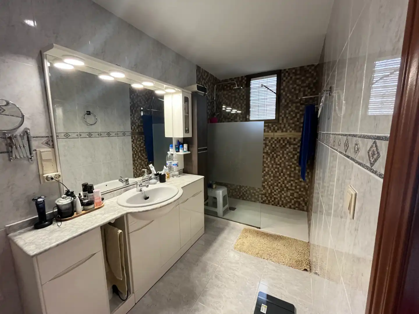 Baño de Casa o chalet en venta en Chiva con Aire acondicionado, Jardín privado y Terraza