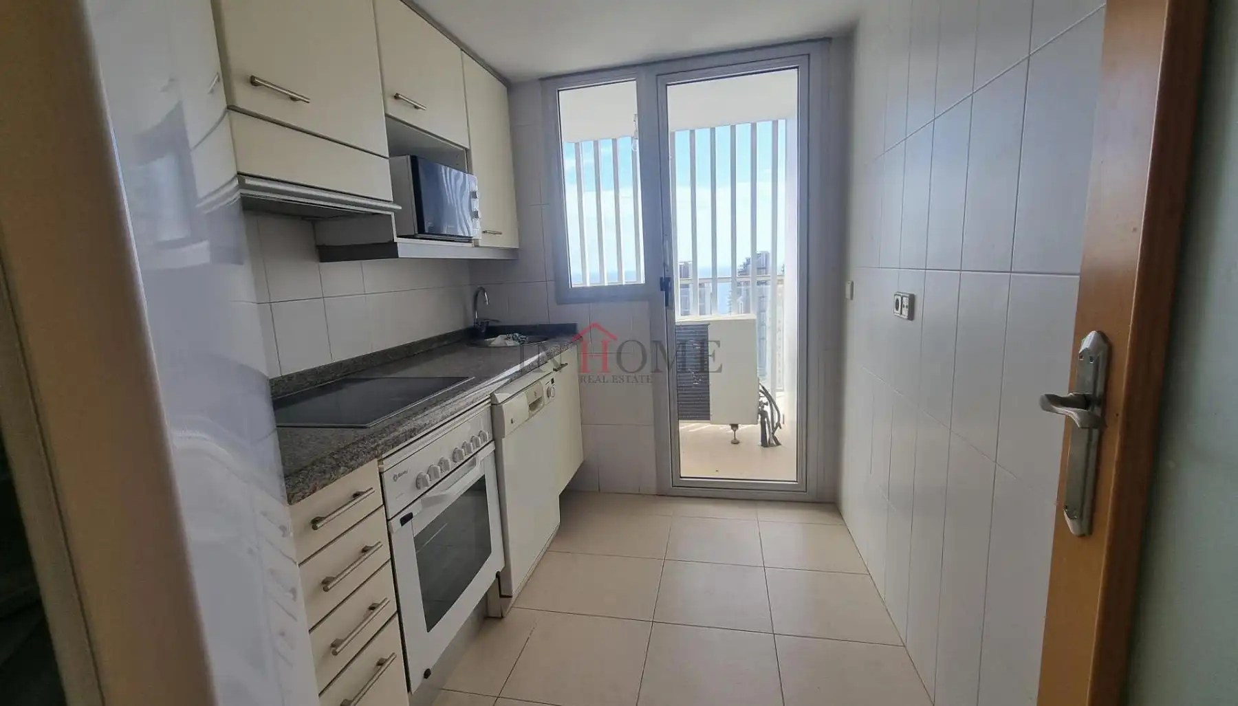 Apartment with pool for sale in Playa de Poniente, imagen 14