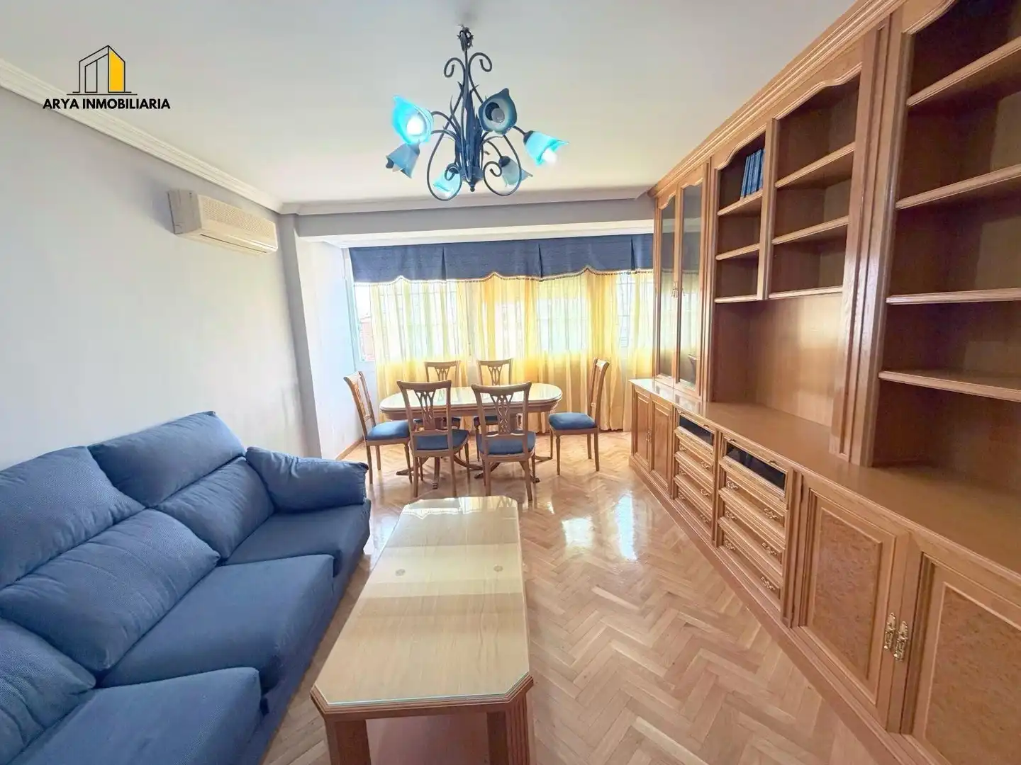 Sala d'estar de Pis en venda en Torrejón de Ardoz amb Aire condicionat, Calefacció i Parquet