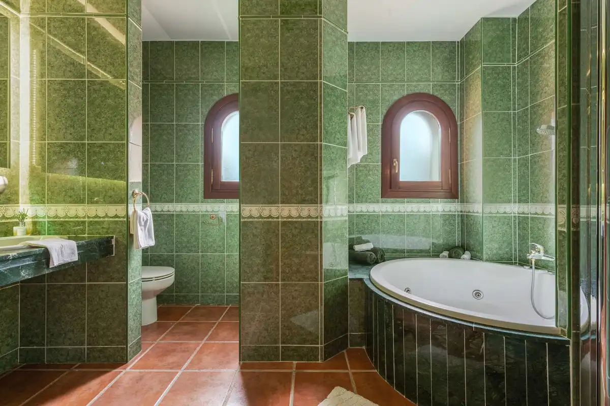 Chalet con piscina en venta en Calle Benahavis, imagen 28