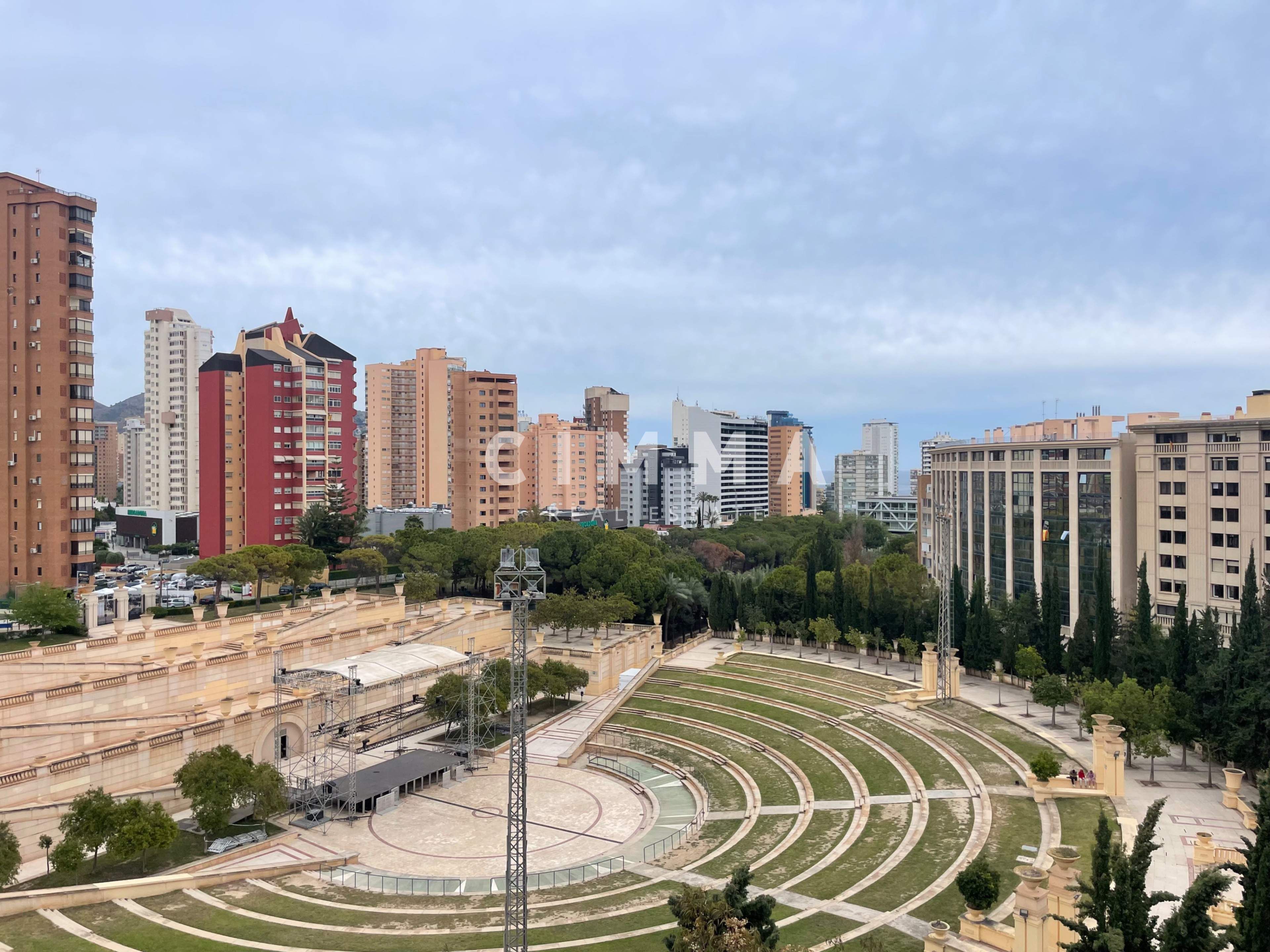Exterior view of Flat for sale in Benidorm  with Heating, Parquet flooring and Community pool