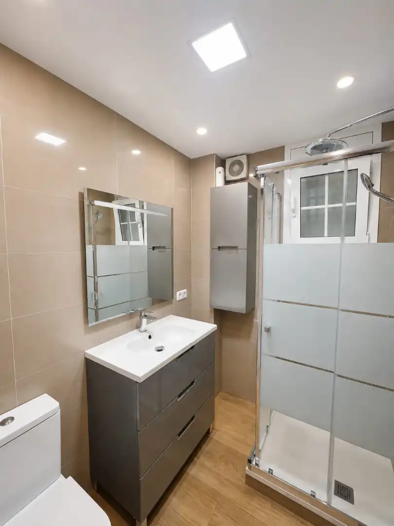 Baño de Casa o chalet en venta en Badalona con Aire acondicionado, Calefacción y Jardín privado