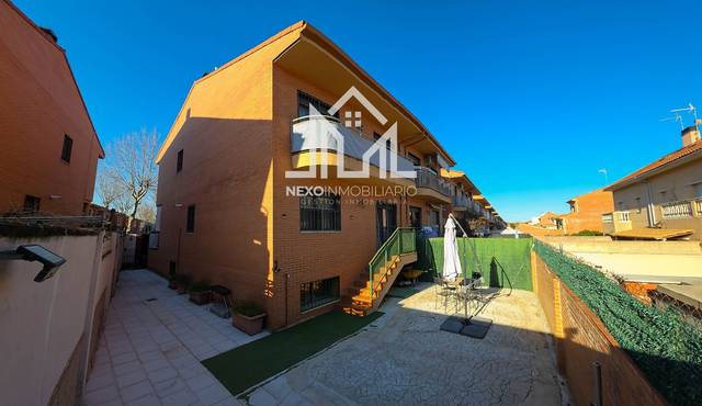 Casa adosada en Venta en Filomena Contreras Fernandez en Los Robles