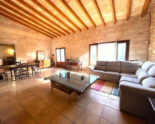Sala d'estar de Finca rústica en venda en Manacor amb Aire condicionat, Jardí privat i Terrassa