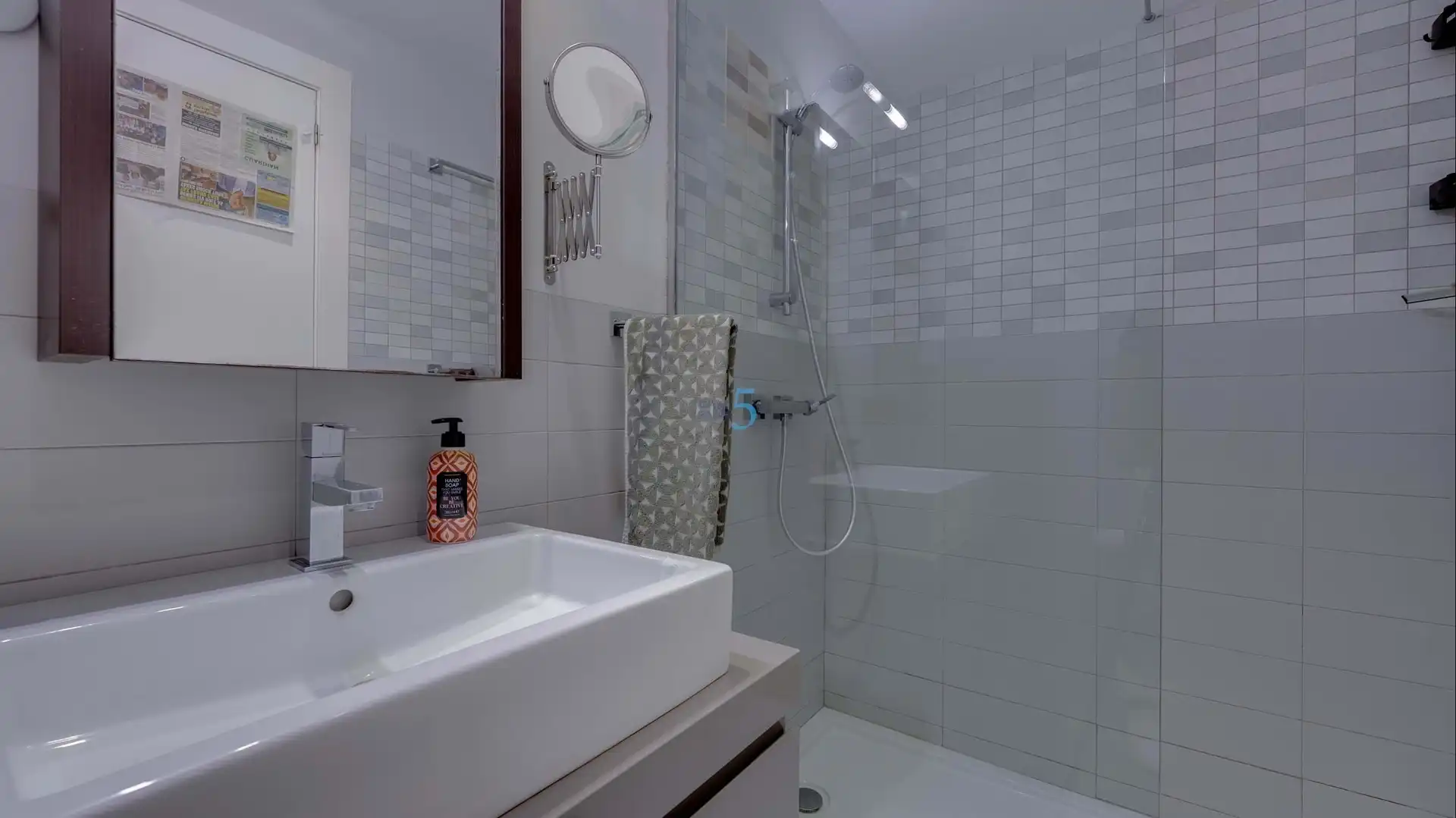 Baño de Piso en venta en Orihuela con Aire acondicionado, Terraza y Piscina