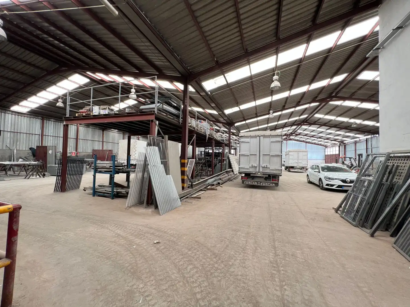 Nave industrial en venta en Humanes de Madrid
