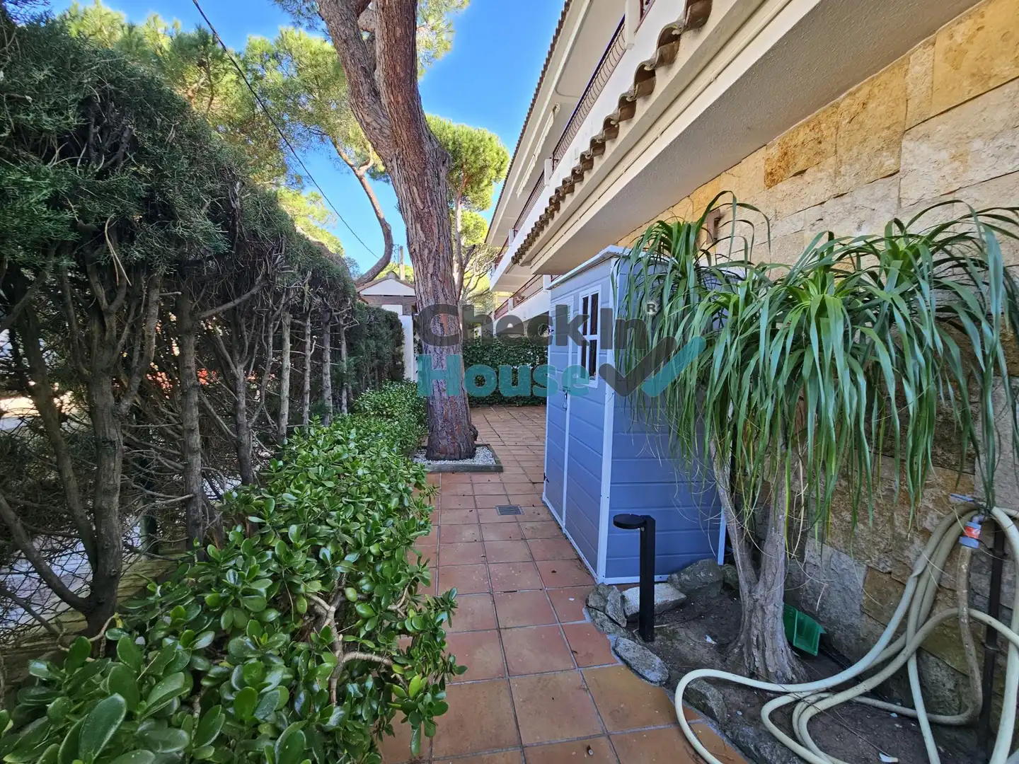 Außenansicht von Wohnungen zur Miete in Castell d'Aro, Platja d'Aro i s'Agaró mit Heizung und Privatgarten