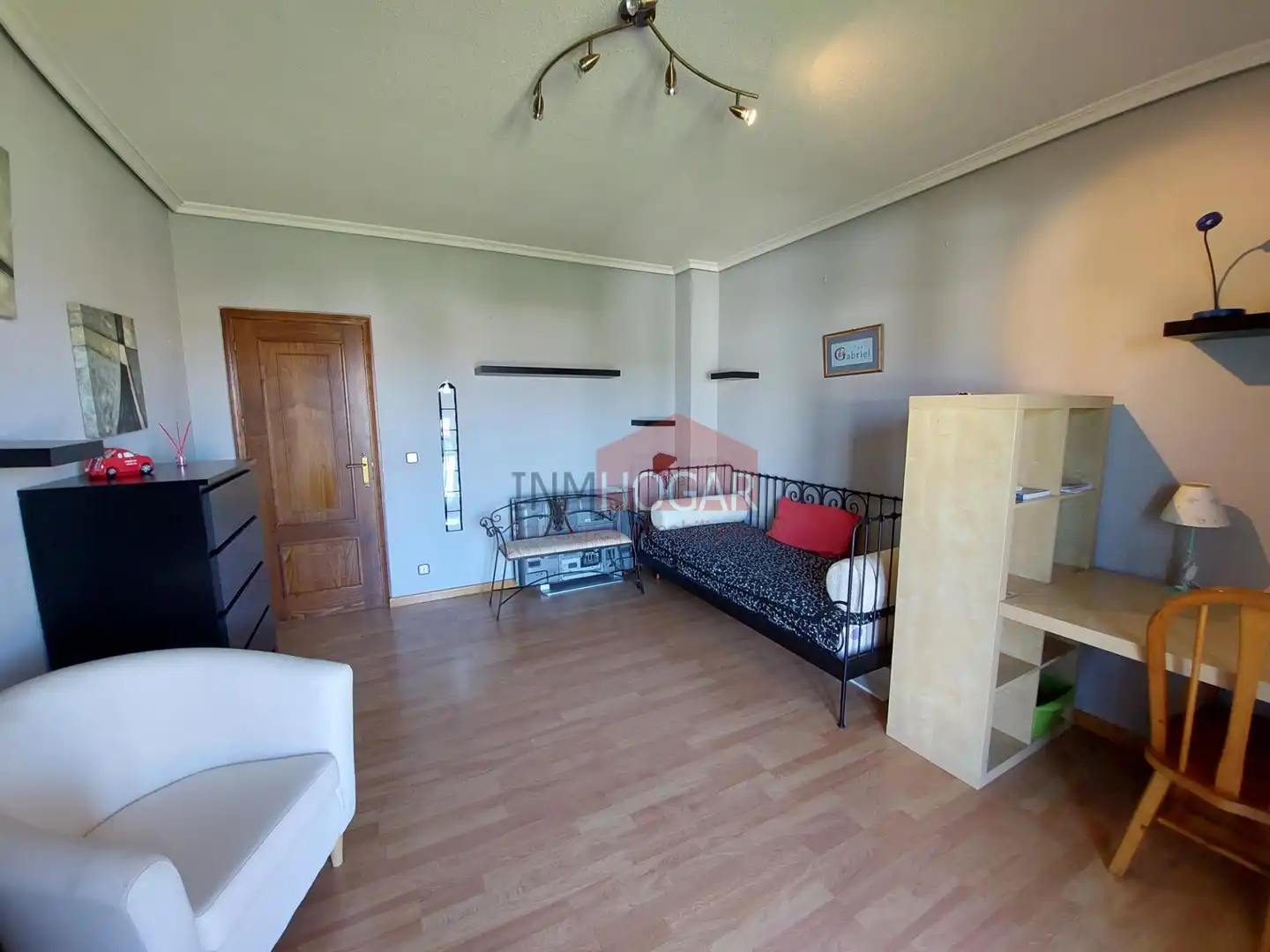 Living room of Houses for sale in Sanchidrián  with Private garden, Parquet flooring and Terrace