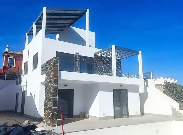 Vista exterior de Casa o chalet en venta en Rojales con Terraza, Trastero y Piscina