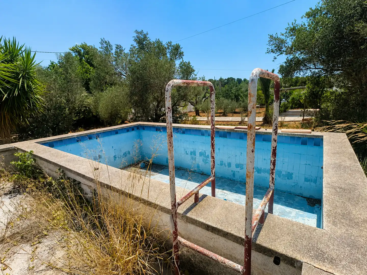 House with pool for sale in Carrer Italia 133, imagen 2