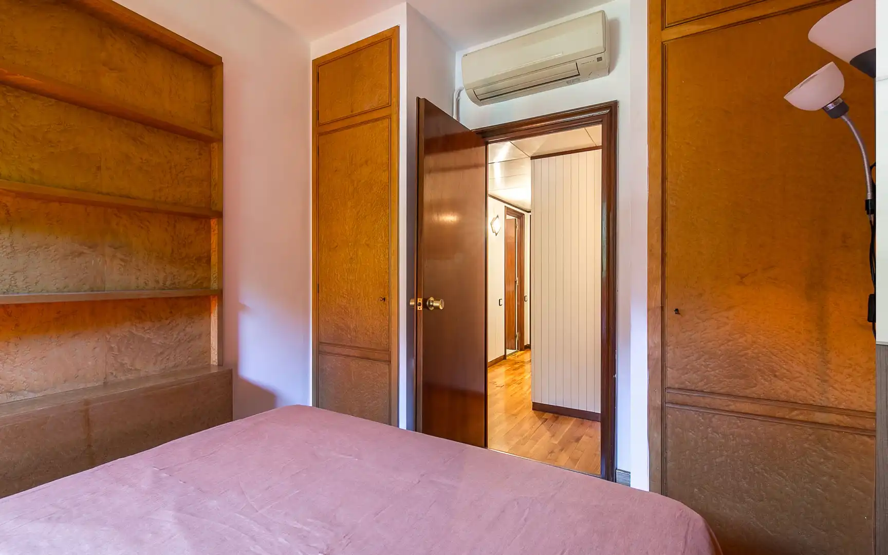 Bedroom of Flat for rent in Barcelona  with Air Conditioner, Heating and Terrace