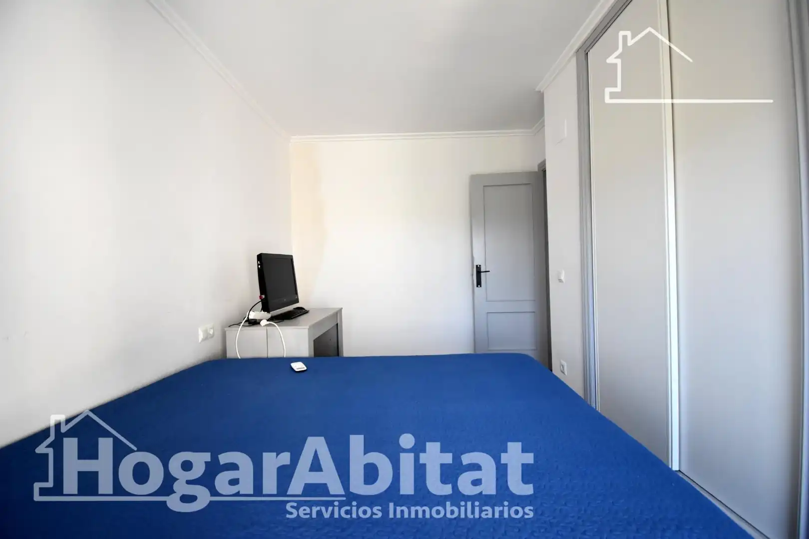 Dormitori de Casa adosada en venda en Guardamar de la Safor amb Terrassa, Traster i Balcó