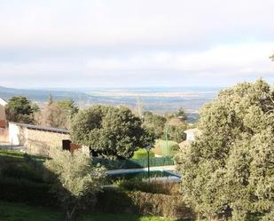 Jardí de Residencial en venda en El Espinar