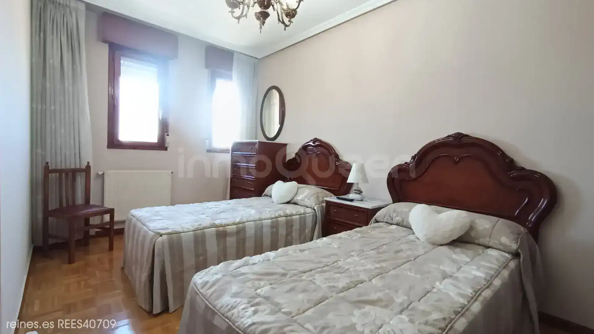 Habitación de Apartamento de alquiler en Siero con Calefacción y Amueblado