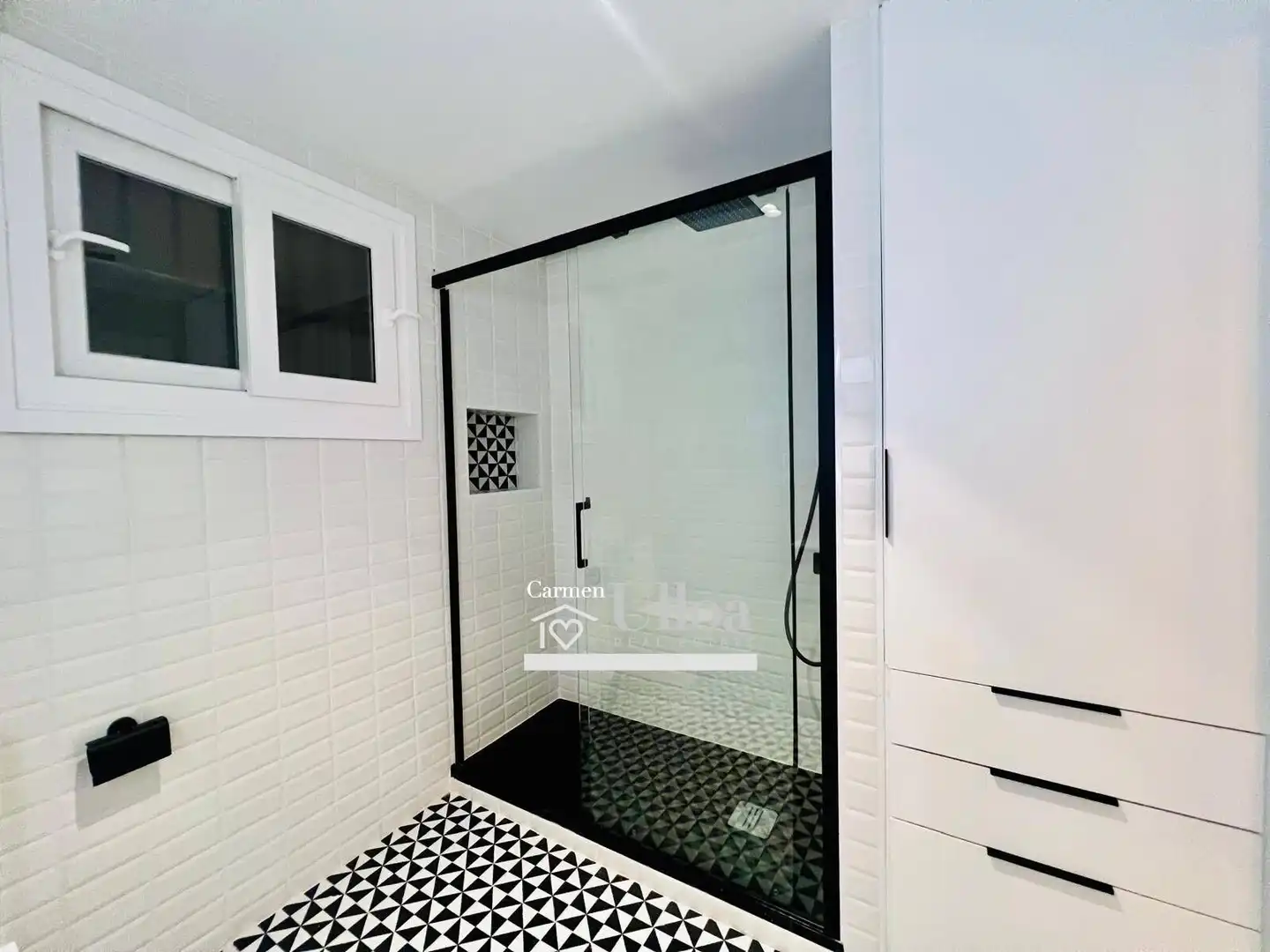 Badezimmer von Wohnung zur Miete in Alicante / Alacant mit Klimaanlage, Heizung und Terrasse