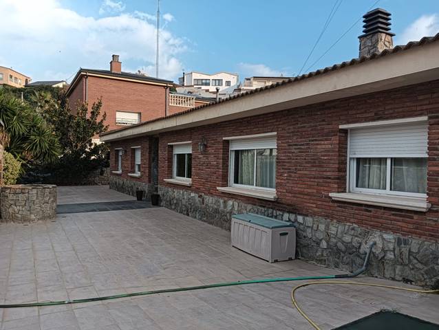 Casa-chalet en Venta en Viladecavalls