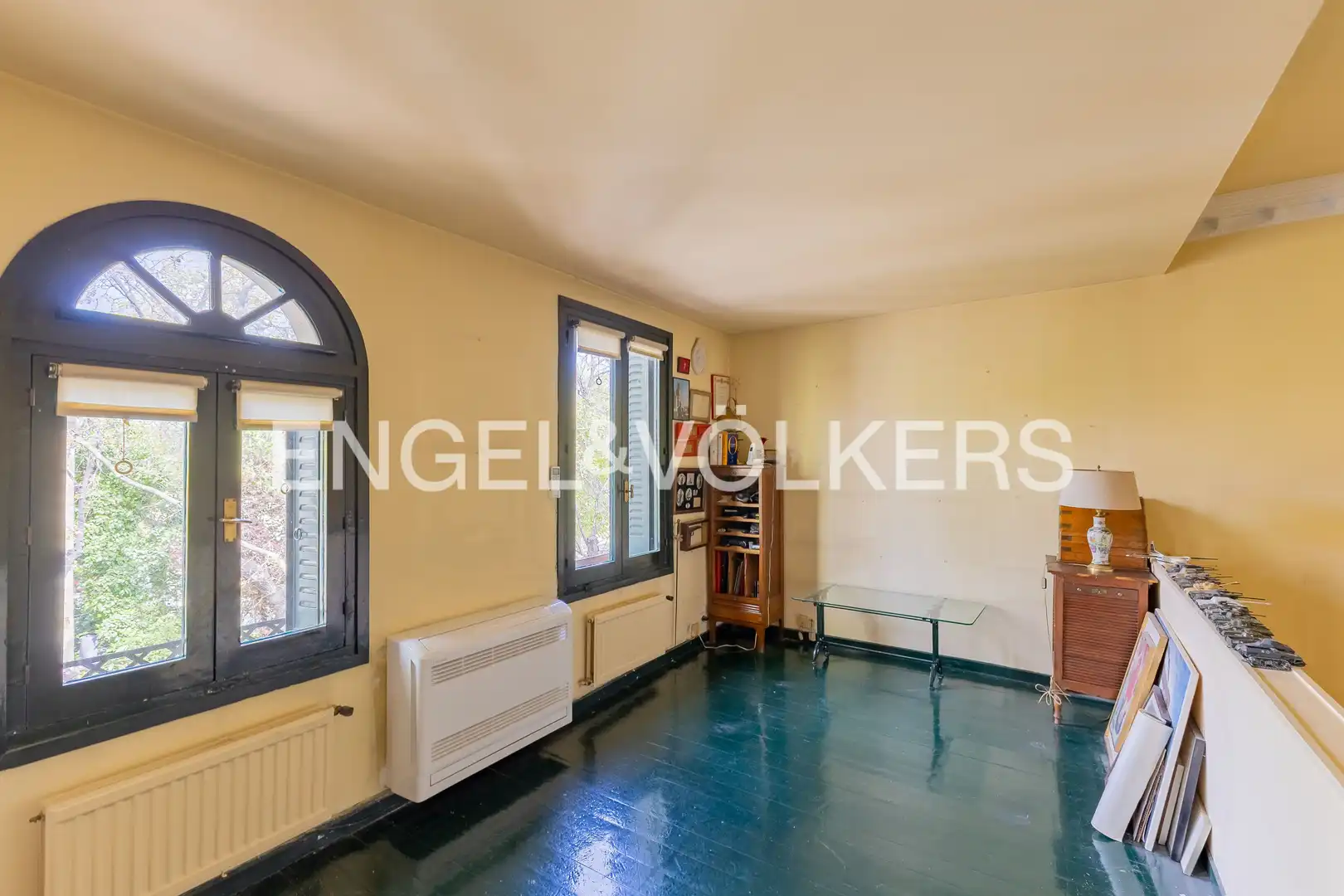 Houses for sale in Madrid  with Air Conditioner, Heating and Private garden