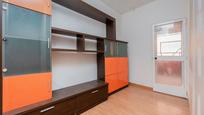 Living room of Flat for sale in  Madrid Capital