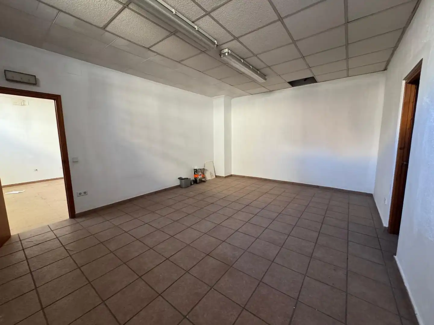 Local commercial à vendre à Avenida María Cristina, imagen 7