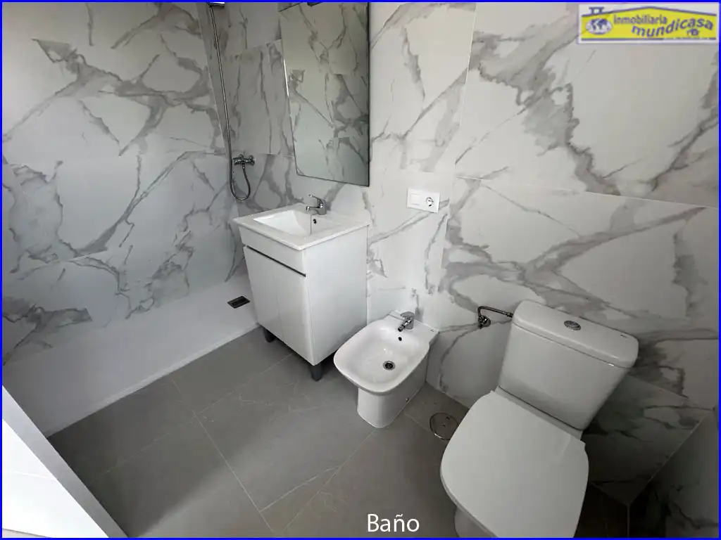 Bathroom of Duplexes for sale in Santomera  with Terrace and Balcony