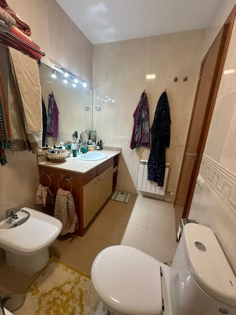 Flat for rent in Carrer de l'Hospital, Eixample - Can Bogunyà