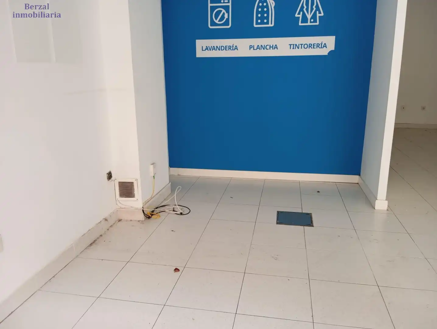 Geschaftsraum zur Miete in  Logroño
