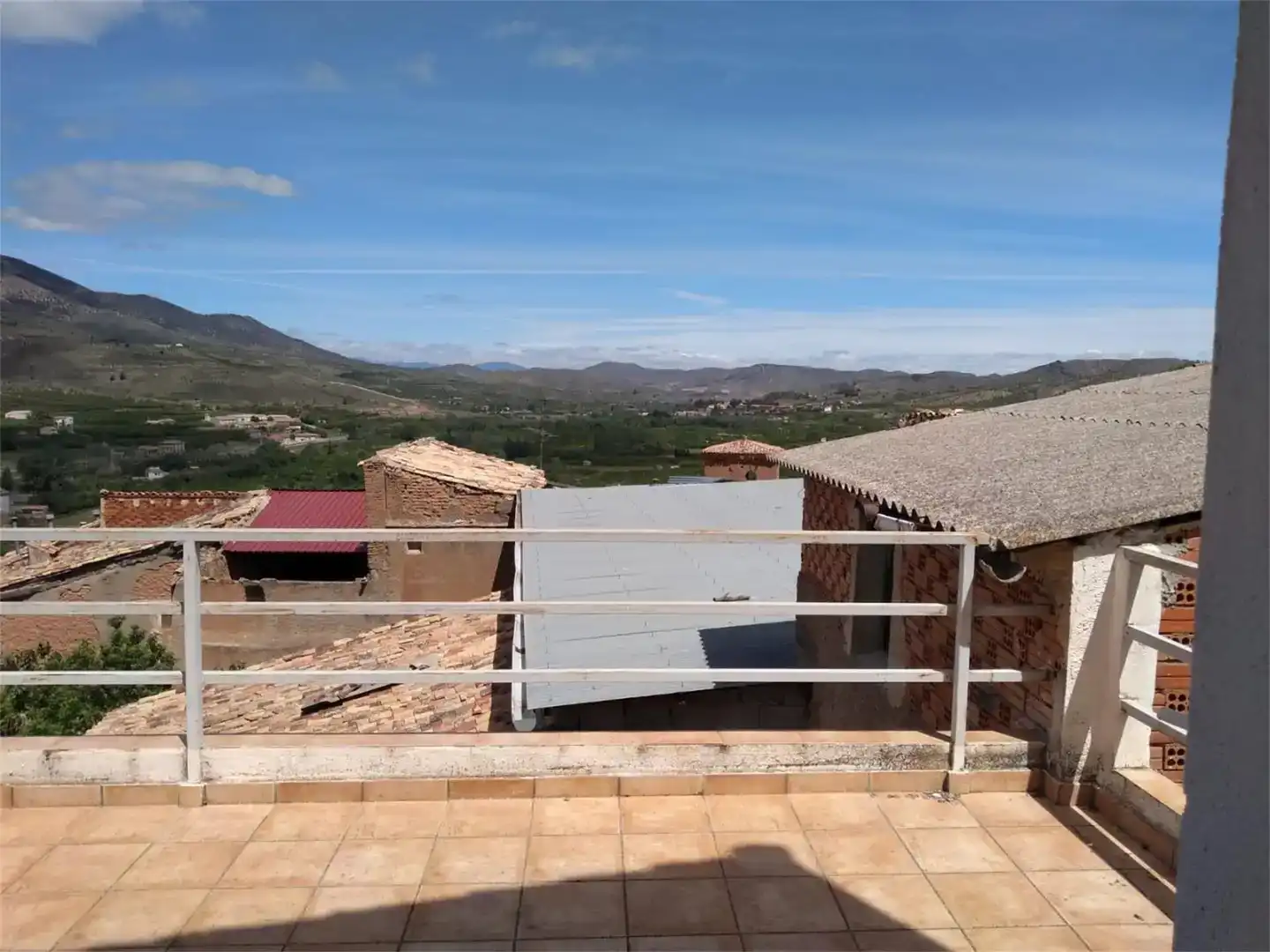 Terrassa de Finca rústica en venda en Paracuellos de la Ribera amb Jardí privat i Moblat