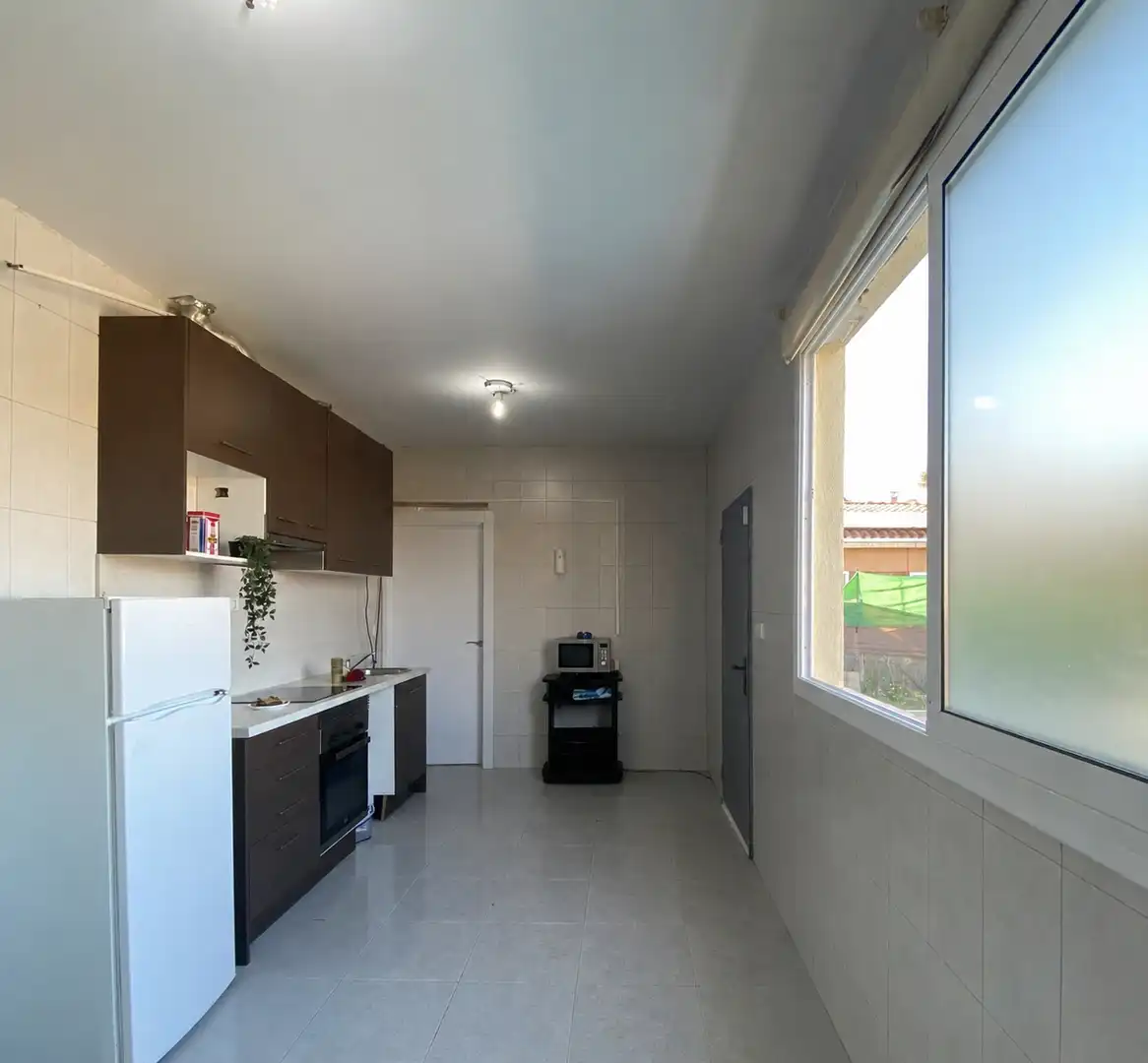 Cocina de Casa o chalet en venta en Rubí con Jardín privado, Piscina y Amueblado