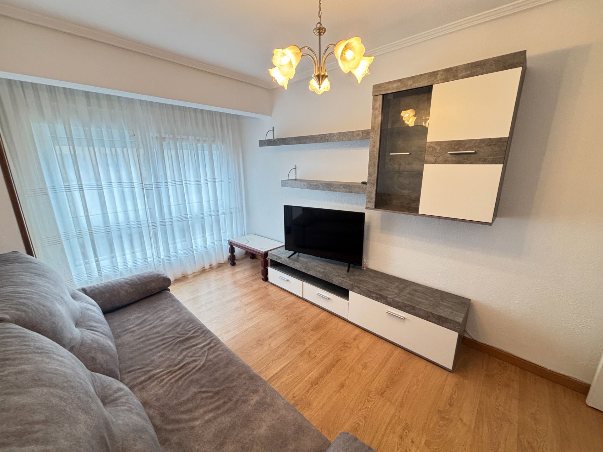 Sala de estar de Piso en venta en Santander con Amueblado, Horno y Lavadora