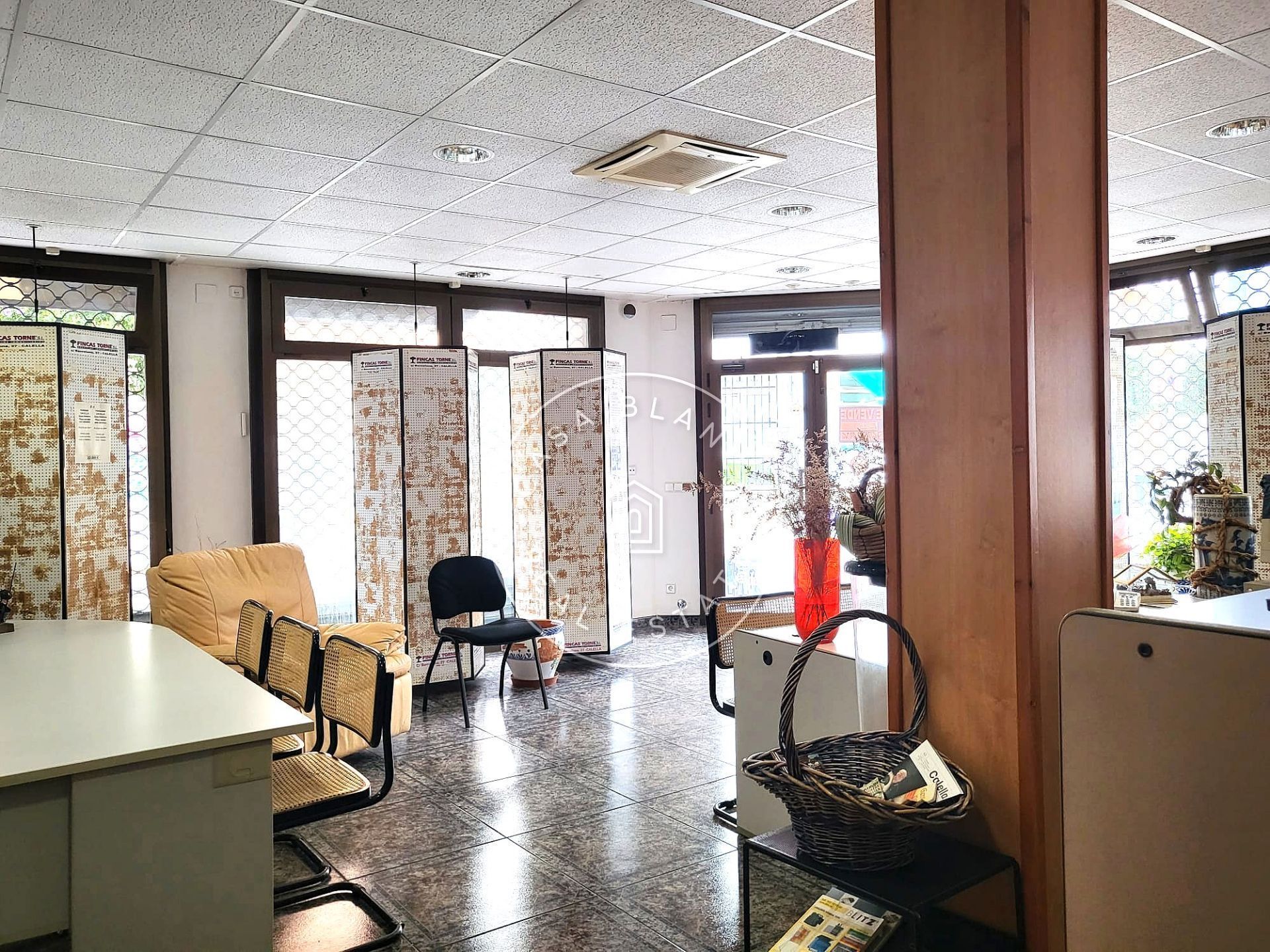 Oficina en venda en Calella amb Aire condicionat, Calefacció i Moblat