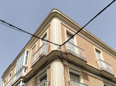Appartement avec balcon à vendre à Calle Juan de Mariana 18
