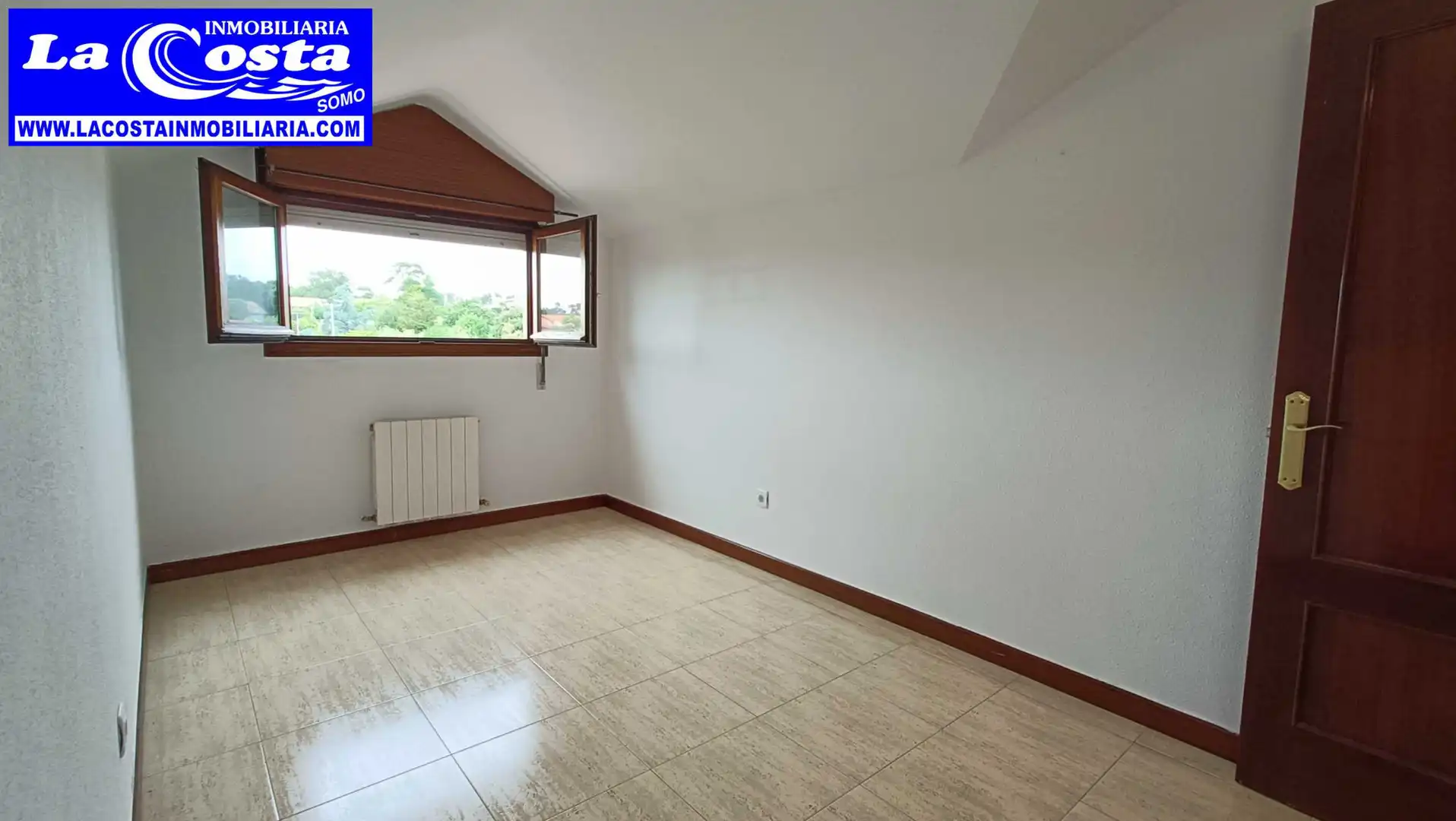 Bedroom of Attic for sale in Ribamontán al Mar  with Heating