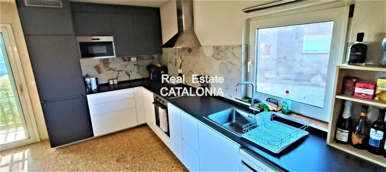 Cuina de Casa o xalet en venda en Lloret de Mar amb Aire condicionat, Calefacció i Jardí privat